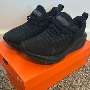 Nike Black React Infiniti Sneakers